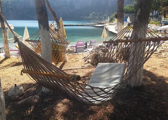 Oda ve Kahvaltı Delos