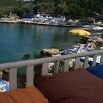 Frühstückspension Delos *